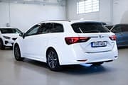 Toyota Avensis till salu i Borlänge - bild 4