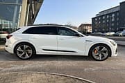 Audi e-tron till salu i Borlänge - bild 2