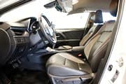 Toyota Avensis till salu i Borlänge - bild 8